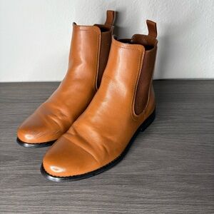 Tan Leather Chelsea Boots with Elastic Panels